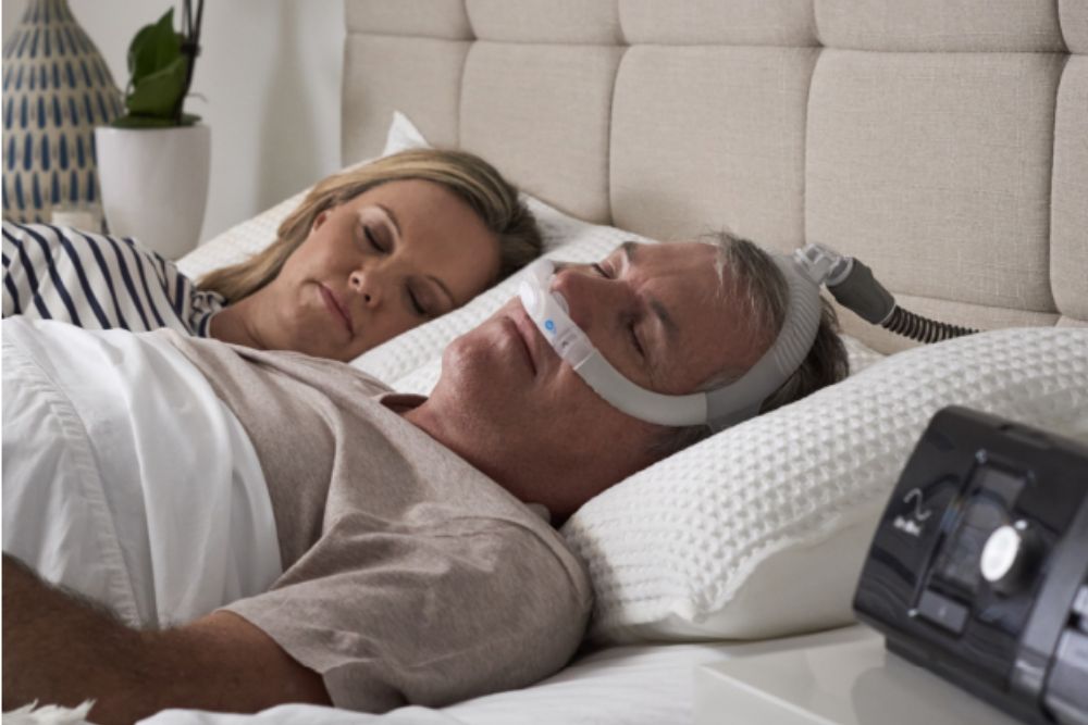 AirFit P30i Nasal Pillows CPAP Mask Starter Pack with Headgear (63850) By Resmed