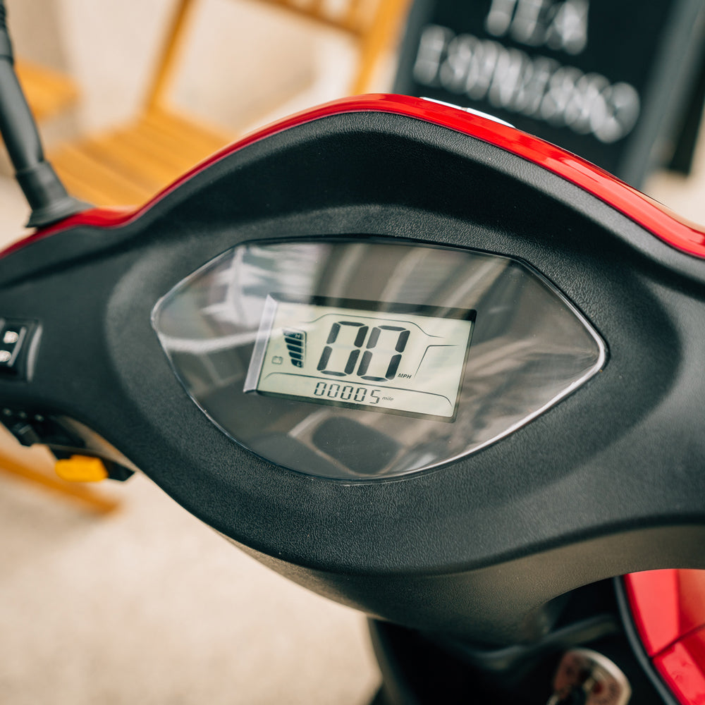 Digital display panel on Pride Mobility Baja Raptor 2 3-Wheel Mobility Scooter showing speed and battery level