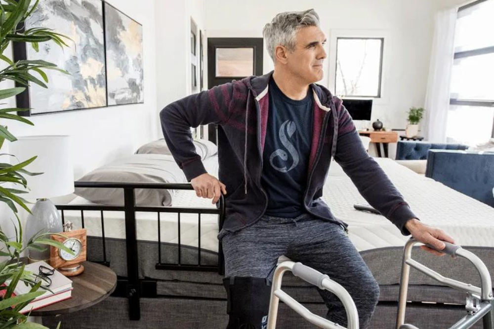 GOLDEN TECHNOLOGIES Side Rails for Passport Hi Low Bed in a modern bedroom setting